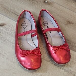 Red Ballet Flats, Girls 4